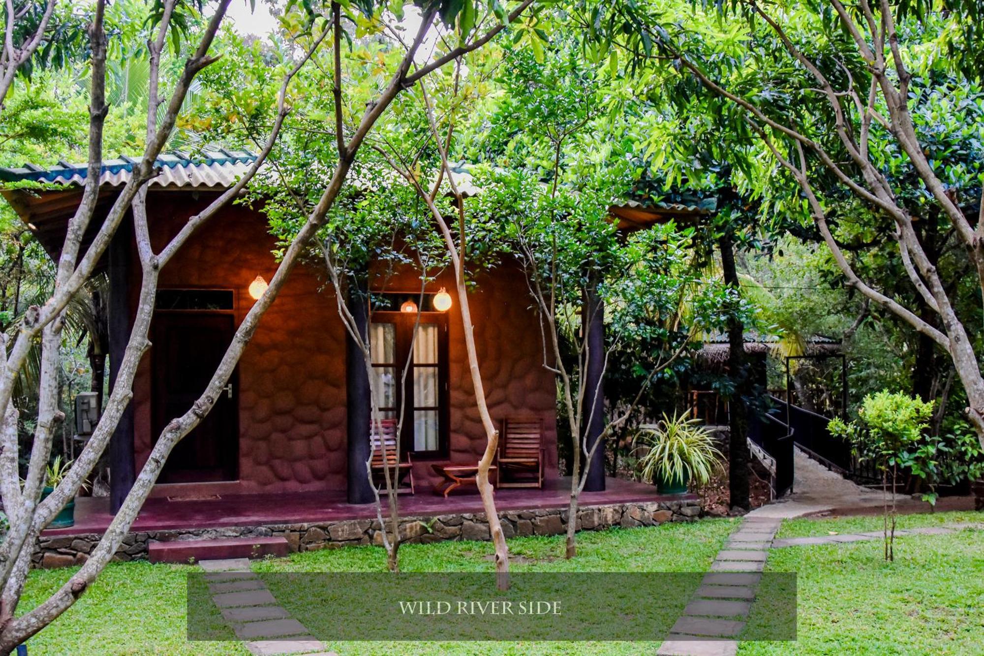 Wild River Side Udawalawe Exterior photo