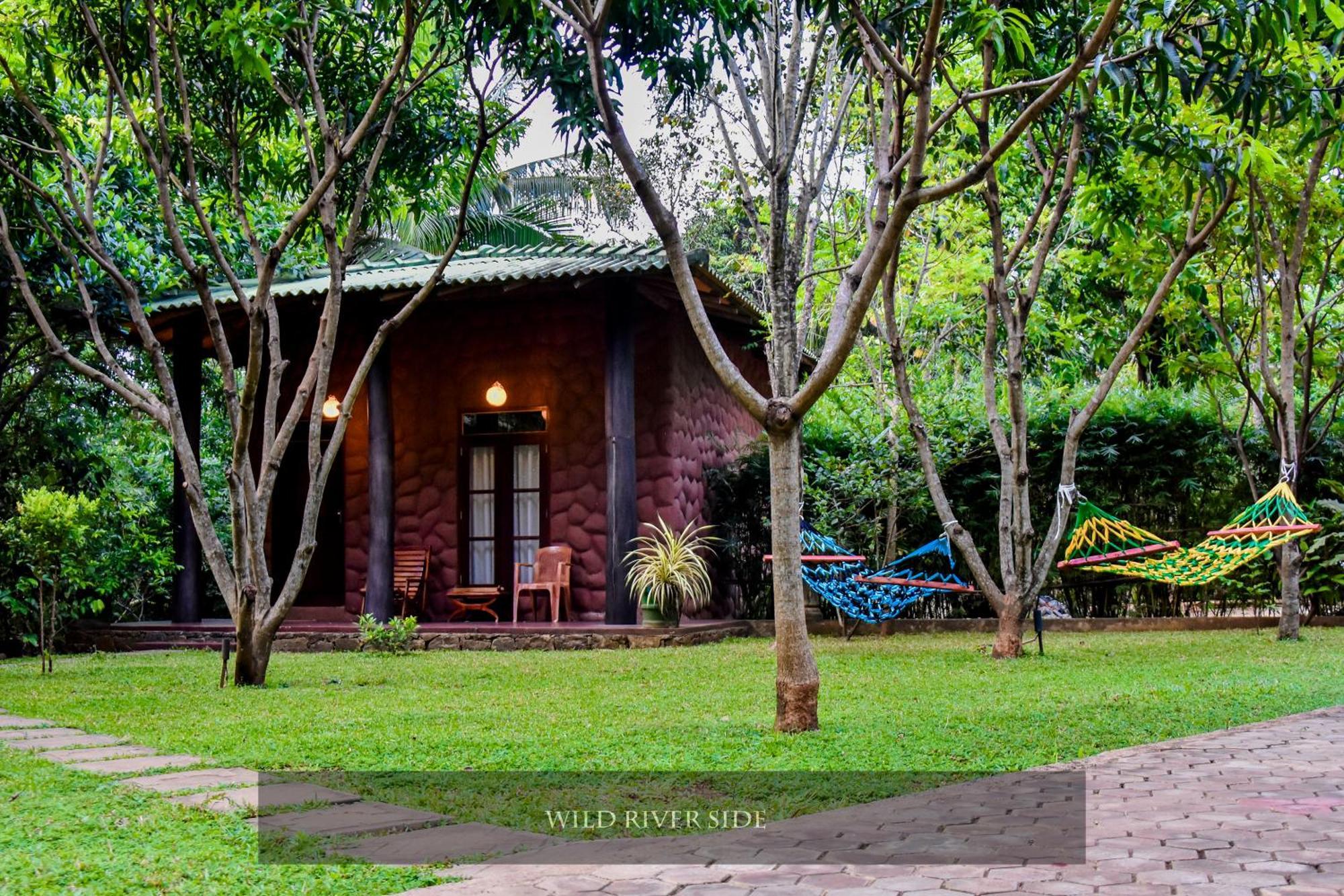 Wild River Side Udawalawe Exterior photo