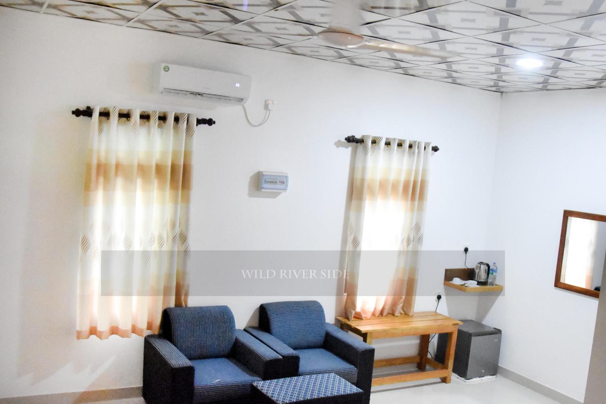 Wild River Side Udawalawe Exterior photo